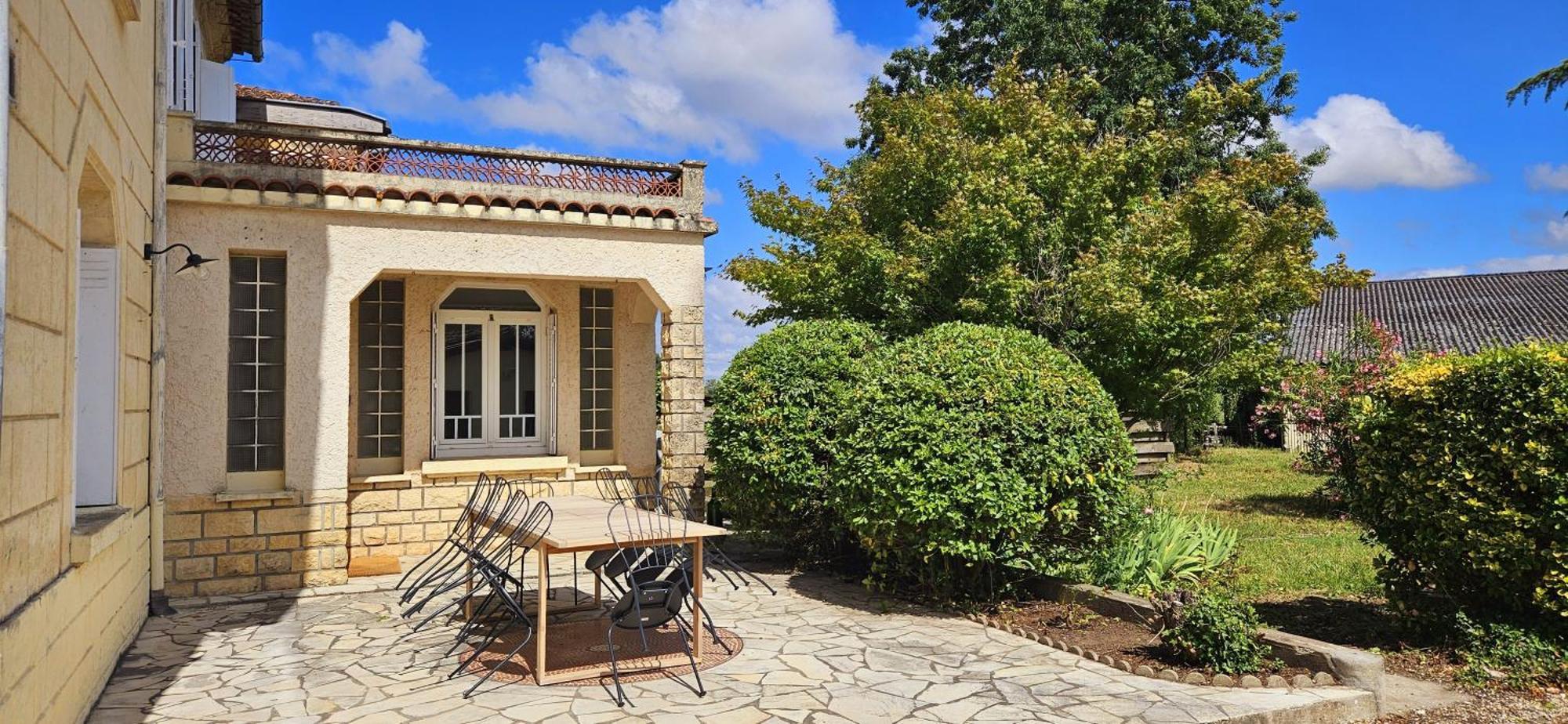 Gite Chateau Touzinat - Saint-Emilion Exterior photo